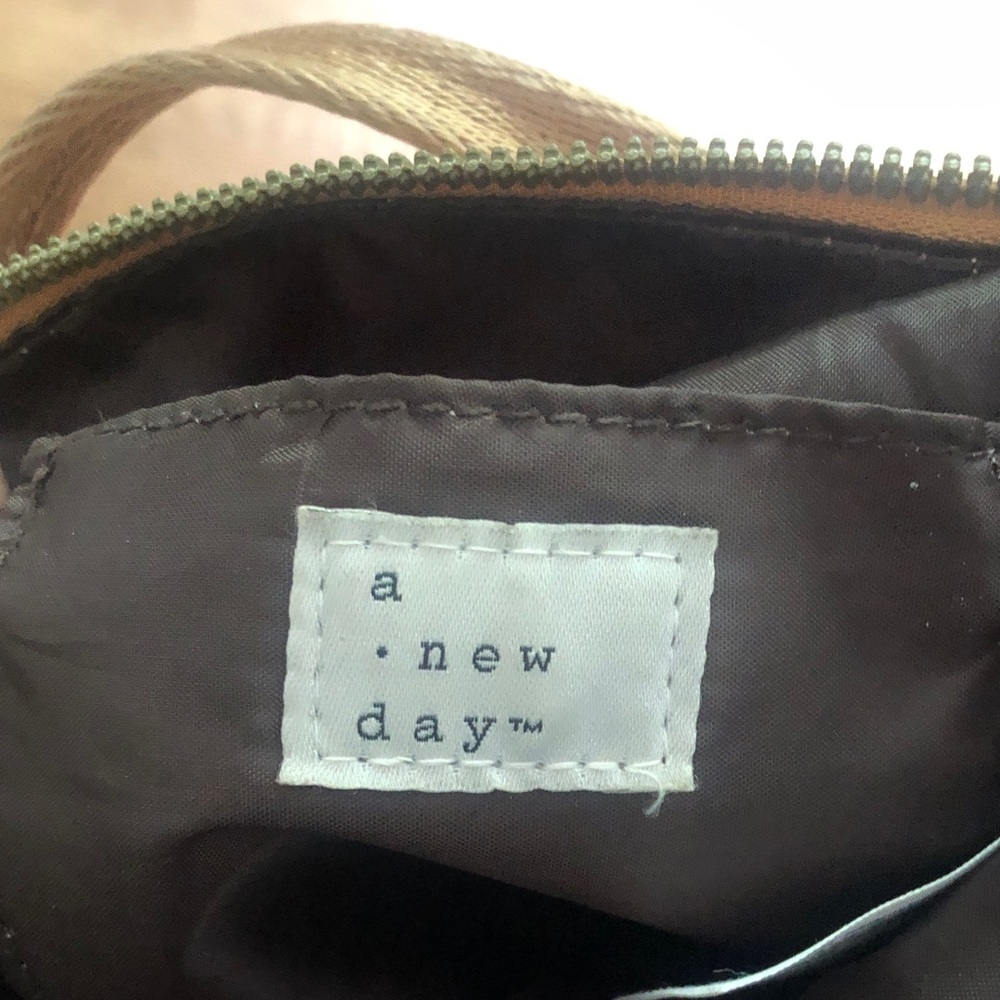 Tan Backpack - Picture 7 of 9